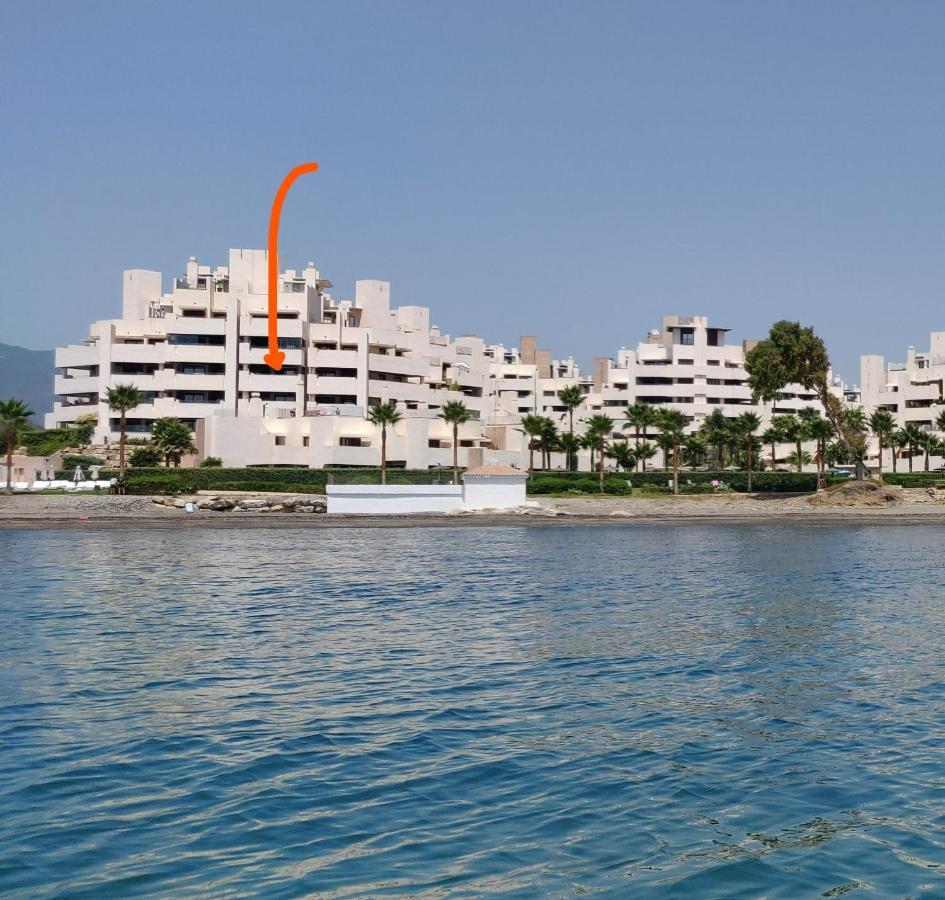 Bahia De La Plata Seafront Appartement Estepona Buitenkant foto