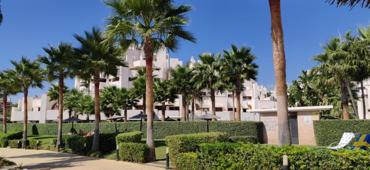 Bahia De La Plata Seafront Appartement Estepona Buitenkant foto