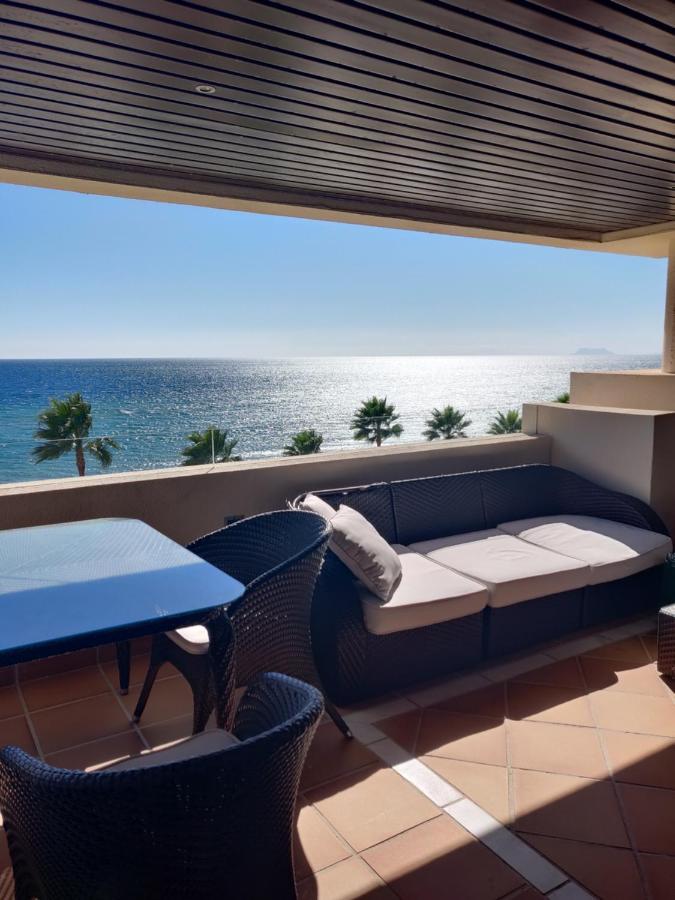Bahia De La Plata Seafront Appartement Estepona Buitenkant foto