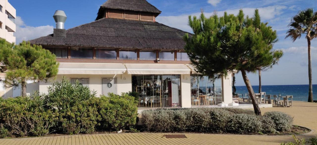 Bahia De La Plata Seafront Appartement Estepona Buitenkant foto